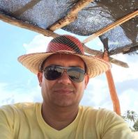 <em>Alejandro Colina</em>